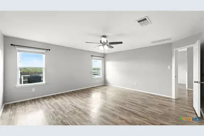 912 Bexley Drive, Seguin, TX 78155 - Photo 17