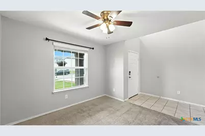 912 Bexley Drive, Seguin, TX 78155 - Photo 31