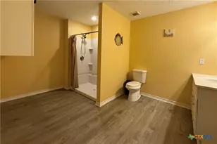 430 N Blackburn Ave, Port Lavaca, TX 77979 - Photo 45