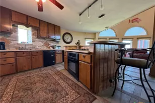 430 N Blackburn Ave, Port Lavaca, TX 77979 - Photo 37