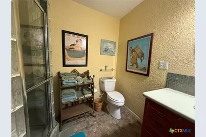 430 N Blackburn Avenue, Port Lavaca, TX 77979 - Photo 27