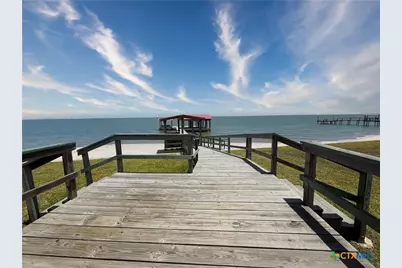 430 N Blackburn Avenue, Port Lavaca, TX 77979 - Photo 21