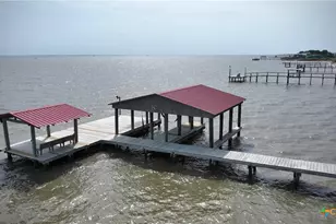 430 N Blackburn Ave, Port Lavaca, TX 77979 - Photo 9