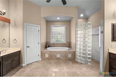 5310 River Oaks Drive, New Braunfels, TX 78132 - Photo 17