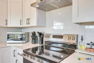 482 Dusty Saddle, Canyon Lake, TX 78133 - Photo 11