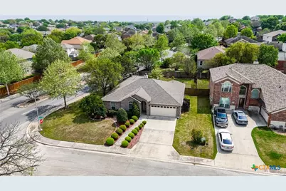 1711 Kelly Court, New Braunfels, TX 78130 - Photo 3