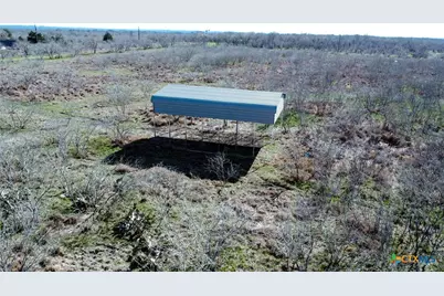 000 County Rd 407, Waelder, TX 78959 - Photo 11