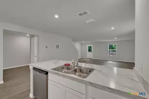 705 Black Mountain, Seguin, TX 78155 - Photo 13