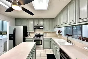 209 Westbrook Dr, Victoria, TX 77904 - Photo 15