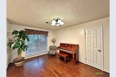 209 Westbrook Drive, Victoria, TX 77904 - Photo 11