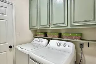 209 Westbrook Dr, Victoria, TX 77904 - Photo 43