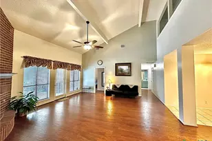 209 Westbrook Dr, Victoria, TX 77904 - Photo 9