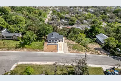 594 E South Street, New Braunfels, TX 78130 - Photo 47