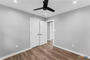 594 E South St, New Braunfels, TX 78130 - Photo 33