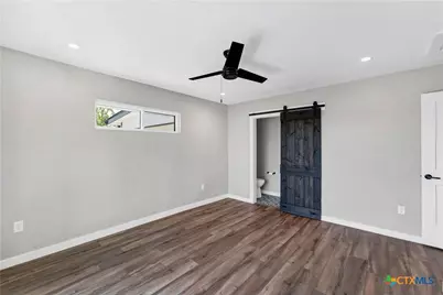 594 E South Street, New Braunfels, TX 78130 - Photo 41