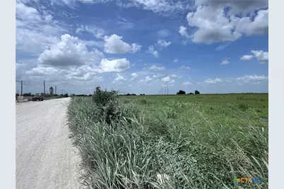 35 Ih, Jarrell, TX 76537 - Photo 17