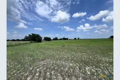 35 Ih, Jarrell, TX 76537 - Photo 17