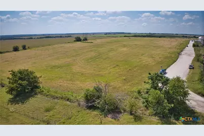 35 Ih, Jarrell, TX 76537 - Photo 7