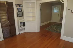 206 S Allen, Edna, TX 77957 - Photo 23