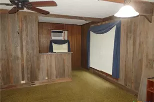 206 S Allen, Edna, TX 77957 - Photo 25