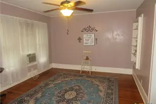 206 S Allen, Edna, TX 77957 - Photo 21