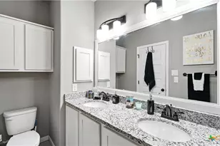 911-913 E Seideman St, Seguin, TX 78155 - Photo 25