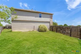 609 Community Dr, New Braunfels, TX 78132 - Photo 33