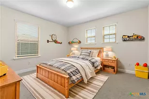 609 Community Dr, New Braunfels, TX 78132 - Photo 23