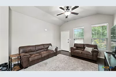 557 Creekside Circle, New Braunfels, TX 78130 - Photo 23