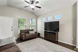 557 Creekside Cir, New Braunfels, TX 78130 - Photo 25