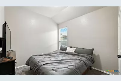 557 Creekside Circle, New Braunfels, TX 78130 - Photo 33