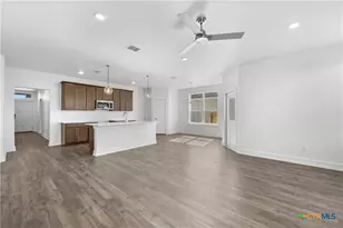 2302 Healy Dr, Temple, TX 76502 - Photo 3