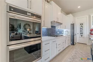 1308 Dancing Oak Ln, San Marcos, TX 78666 - Photo 19