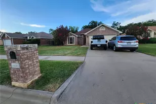 2006 Indian Camp Trail, Copperas Cove, TX 76522 - Photo 3