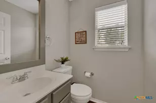 2410 Fayette Dr, New Braunfels, TX 78130 - Photo 9
