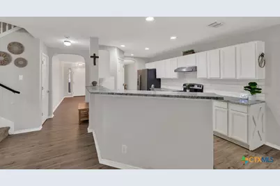 2410 Fayette Drive, New Braunfels, TX 78130 - Photo 9