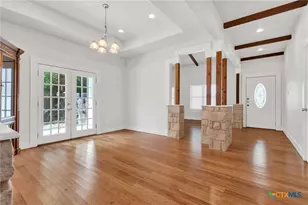 3330 Charleston Ln, Cibolo, TX 78108 - Photo 7