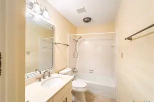 517 Maplewood Dr, Victoria, TX 77901 - Photo 27