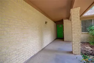 517 Maplewood Dr, Victoria, TX 77901 - Photo 5