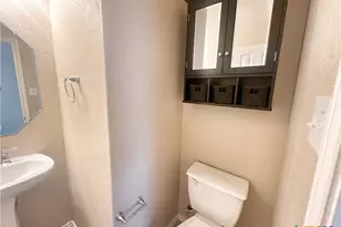 525 Tom Kemp Dr, New Braunfels, TX 78130 - Photo 3