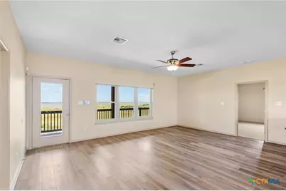 117 Sunset Way, Port Lavaca, TX 77979 - Photo 9