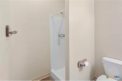 117 Sunset Way, Port Lavaca, TX 77979 - Photo 11