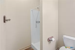 117 Sunset Wy, Port Lavaca, TX 77979 - Photo 11