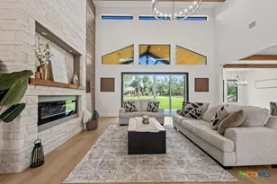 226 Bobby Clark Dr, Canyon Lake, TX 78133 - Photo 5