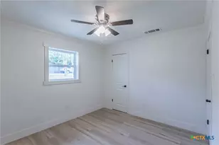 3655 Brenda Ln, Belton, TX 76513 - Photo 17