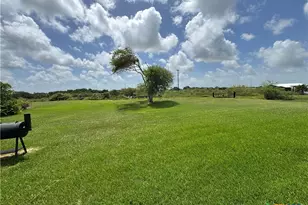 303 E Bay Ave, Seadrift, TX 77983 - Photo 35