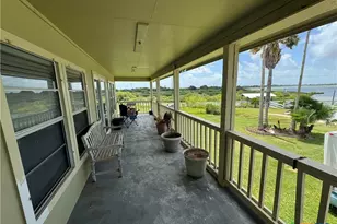 303 E Bay Ave, Seadrift, TX 77983 - Photo 5