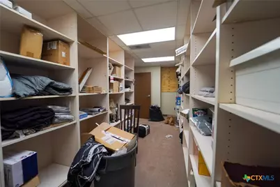 8609 Lone Tree Road, Victoria, TX 77905 - Photo 23