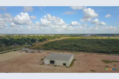 8609 Lone Tree Road, Victoria, TX 77905 - Photo 1