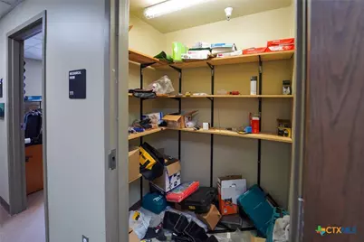 8609 Lone Tree Road, Victoria, TX 77905 - Photo 11